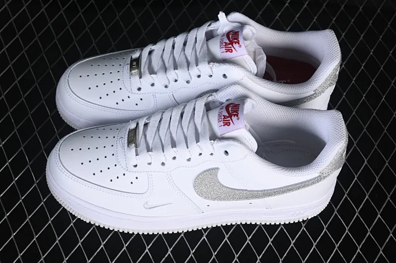 All categories Nk Air Force 1 Air Force series Nk Air Force 1 Low Air Force low top Nike Air Force 1'07 Low sequined hook Air Force 1 low top casual sneakers ZH0316-156